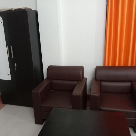 Niroda Guest House กูวาฮาติ ภายนอก รูปภาพ