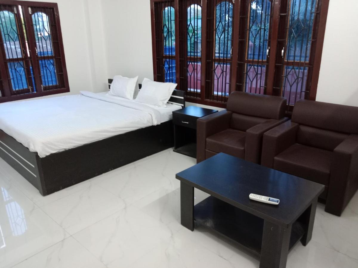 Niroda Guest House กูวาฮาติ ภายนอก รูปภาพ